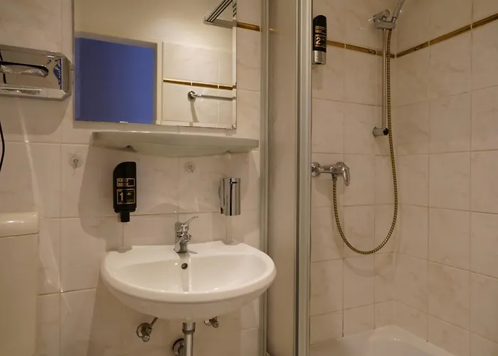 Xantener Eck فندق 2*