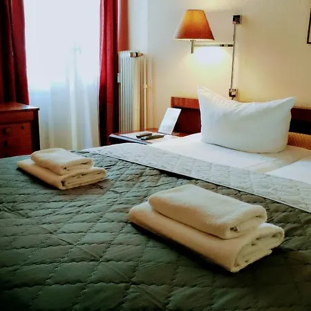 Xantener Eck Hotel 2*