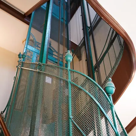 فندق Xantener Eck 2*