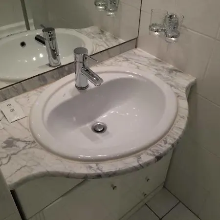 Ξενοδοχείο Xantener Eck 2*