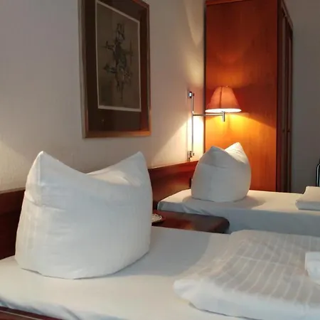 Xantener Eck Hotel 2*