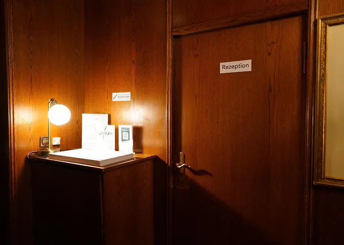 酒店 Xantener Eck 2*