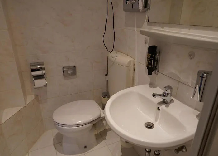 Xantener Eck فندق 2*