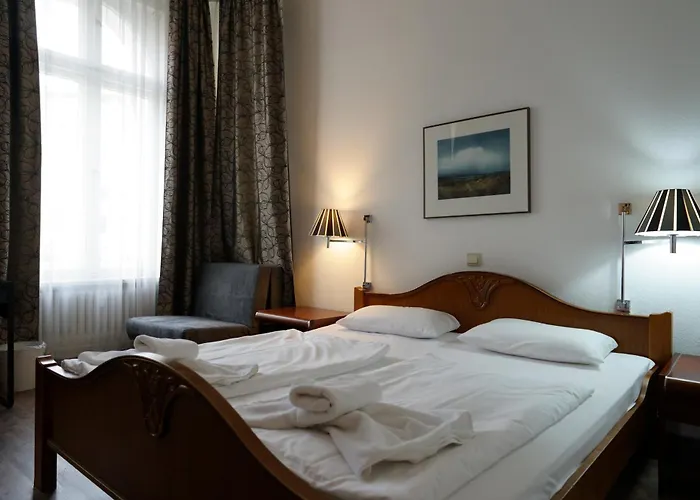 Xantener Eck 2* برلين