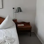 Xantener Eck Hotel 2*