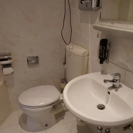 Xantener Eck Hotel 2*